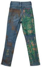 Load image into Gallery viewer, Big Apple Big Love Jeans (Women's Size 24)
