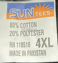 Load image into Gallery viewer, Big Apple Big Love Hoodie (Size 4XL)
