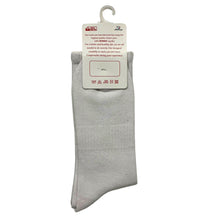 Load image into Gallery viewer, Snow Milk Socks (White / Red No Stripe)

