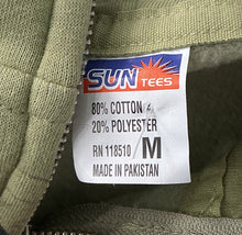 Load image into Gallery viewer, Big Apple Big Love Zip Up Hoodie (Size Medium)
