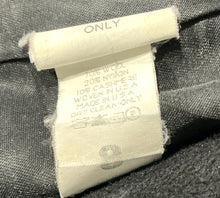 Load image into Gallery viewer, Big Apple Big Love Overcoat (Size Women&#39;s 8)
