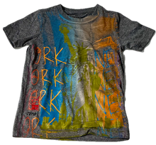 Load image into Gallery viewer, Big Apple Big Love Tee (XS)
