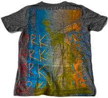 Load image into Gallery viewer, Big Apple Big Love Tee (XS)
