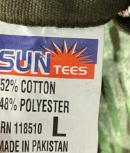 Load image into Gallery viewer, Love Love Love Zip Up Hoodie (Size Large)
