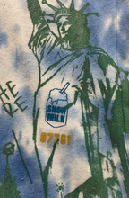 Load image into Gallery viewer, Big Apple Big Love Sweatpants (Size Medium)
