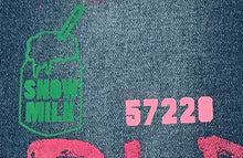 Load image into Gallery viewer, World Peace Bell Bottom Jeans (Size Women's 6)
