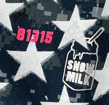 Load image into Gallery viewer, Music Notes Army Pants (Size Medium 30 - 35)
