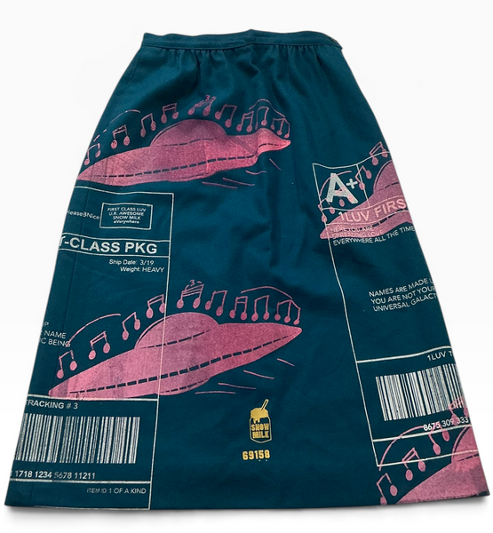 Positive Shipping Label Skirt (Size Women's 6)