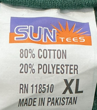 Load image into Gallery viewer, Big Apple Big Love Crewneck (Size XL)
