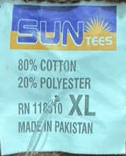 Load image into Gallery viewer, Big Apple Big Love Hoodie (Size XL)
