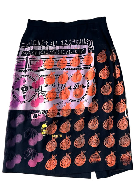 Stil listening Skirt (Size Women’s 4)