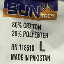 Load image into Gallery viewer, Big Apple Big Love Hoodie (Size Large)
