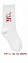 Load image into Gallery viewer, Snow Milk Socks (White / Red No Stripe)

